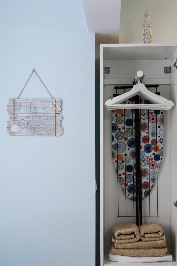 Beach House Apartment, Playa Malagueta マラガ エクステリア 写真