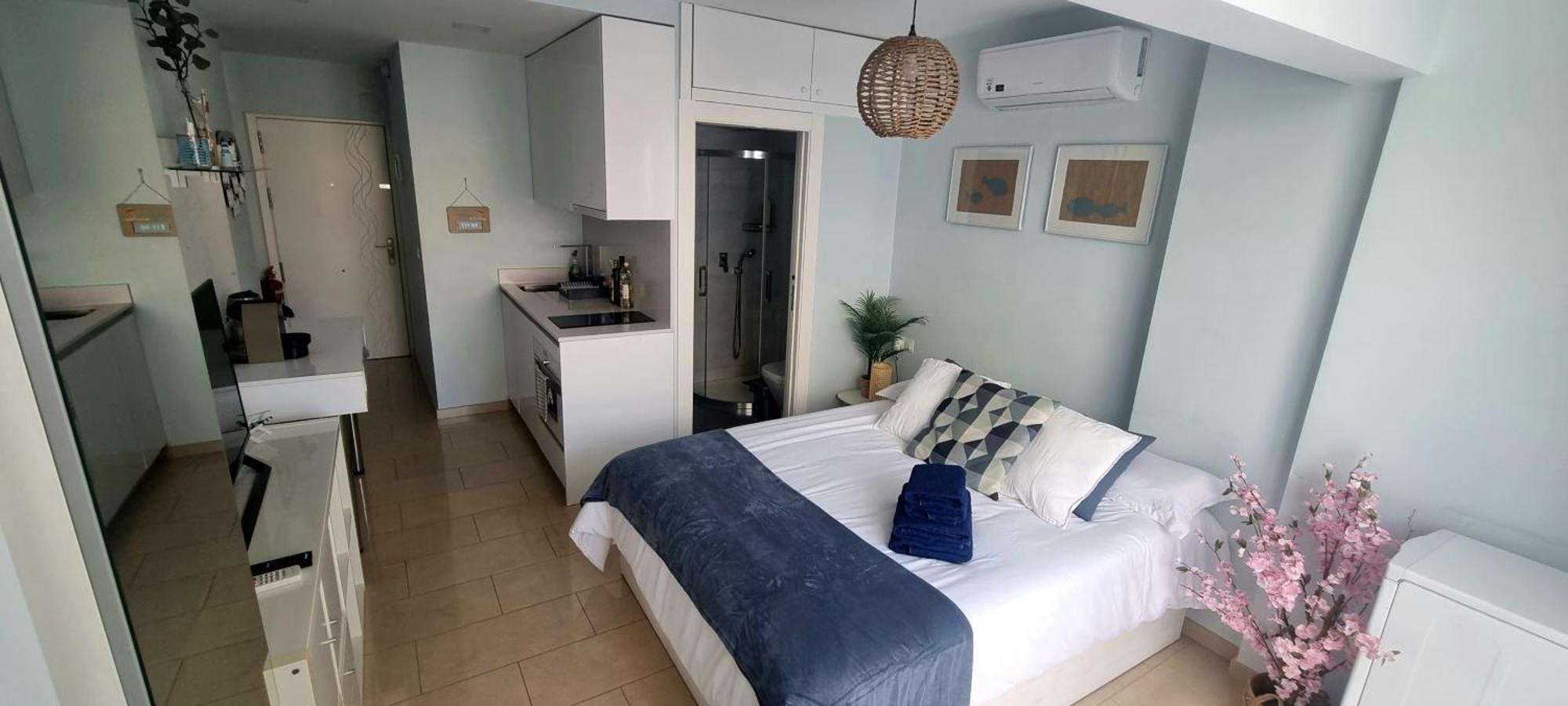 Beach House Apartment, Playa Malagueta マラガ エクステリア 写真